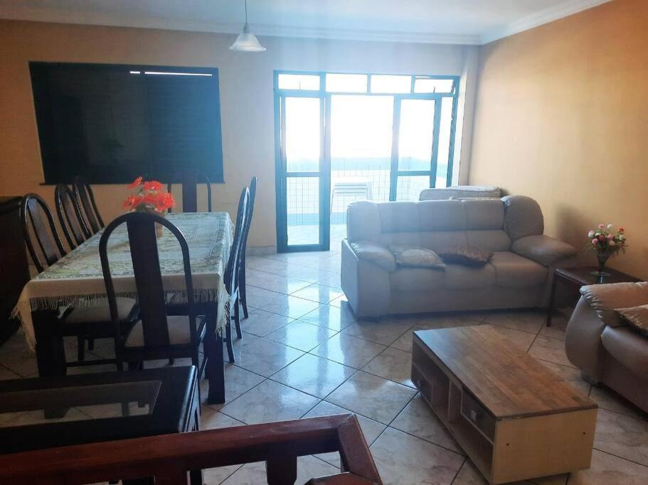 Cobertura Duplex Em Cabo Frio, 4 Quadras Da